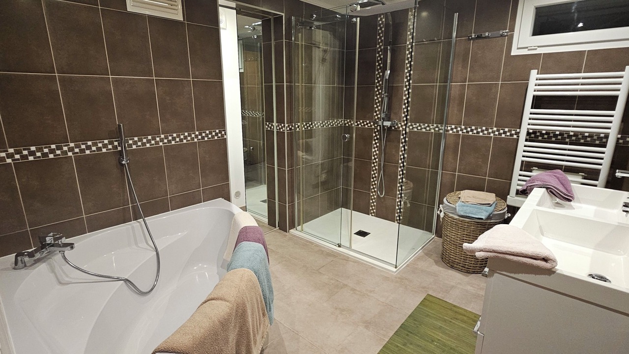 Photo of Bathroom in Saint-Aygulf