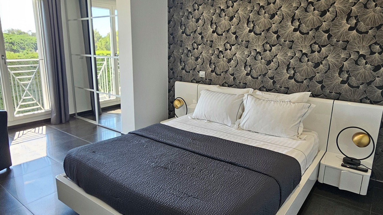 Photo of Bedroom in Saint-Aygulf