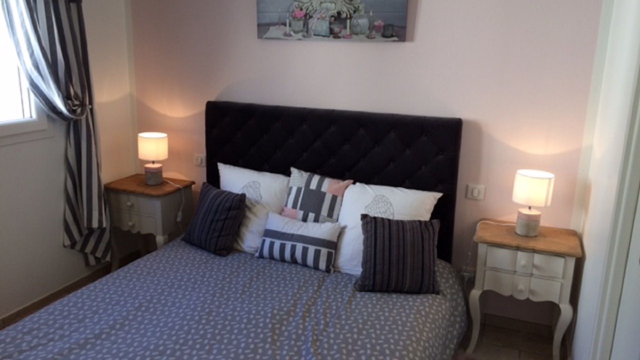 Photo of Bedroom in Mouans-Sartoux
