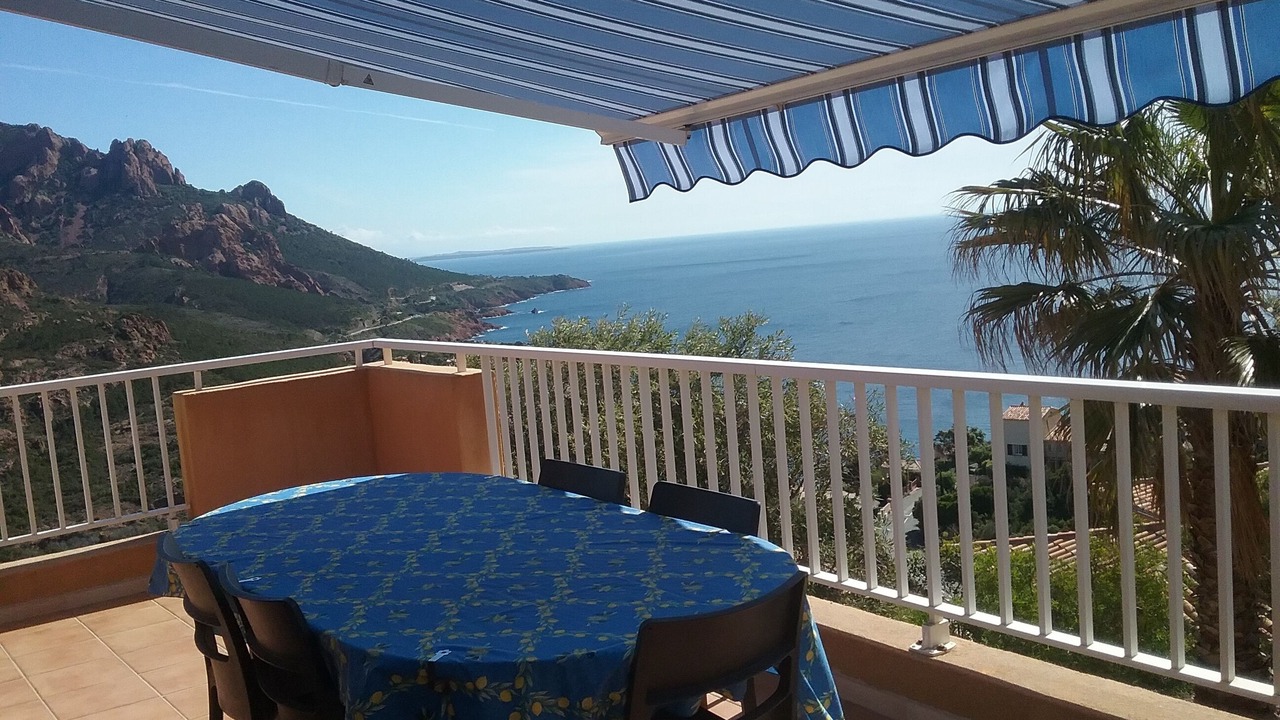 Photo of Outdoor in Antheor