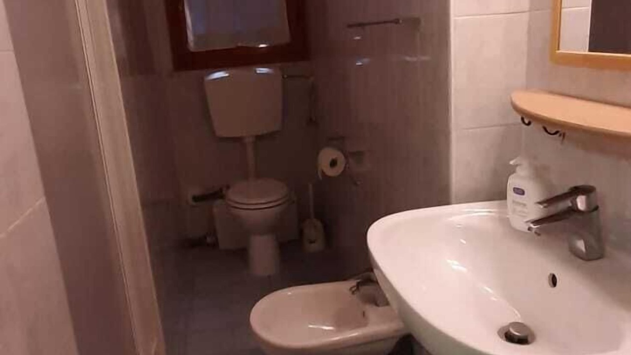 Photo of Bathroom in Vada