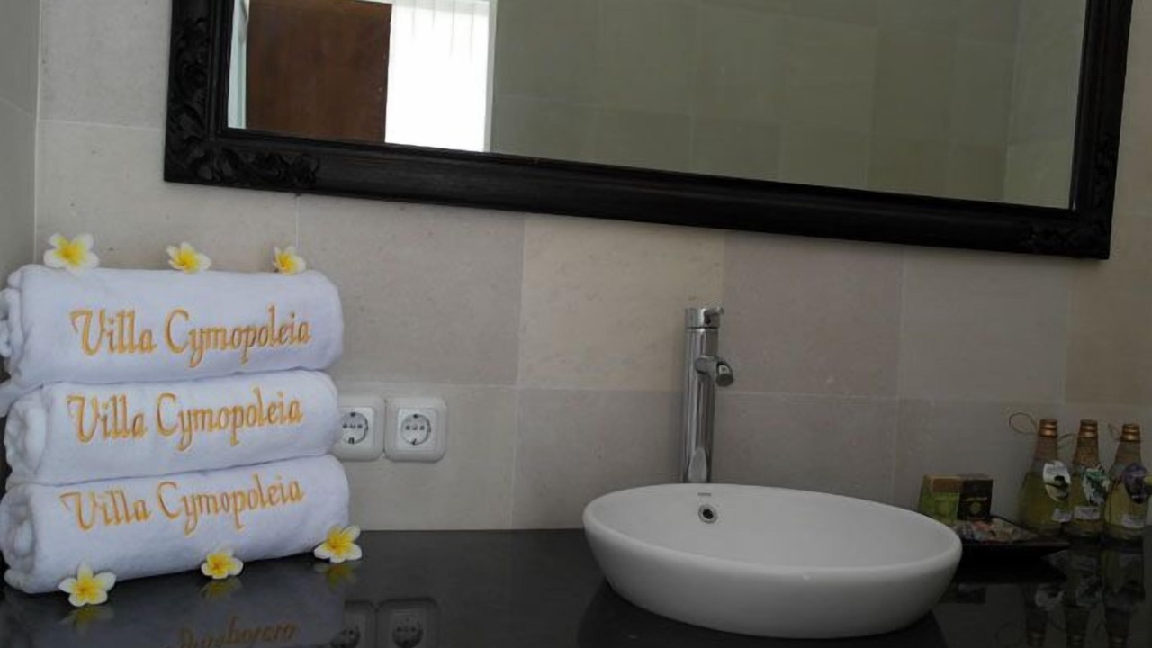 Photo of Bathroom in Kalisada