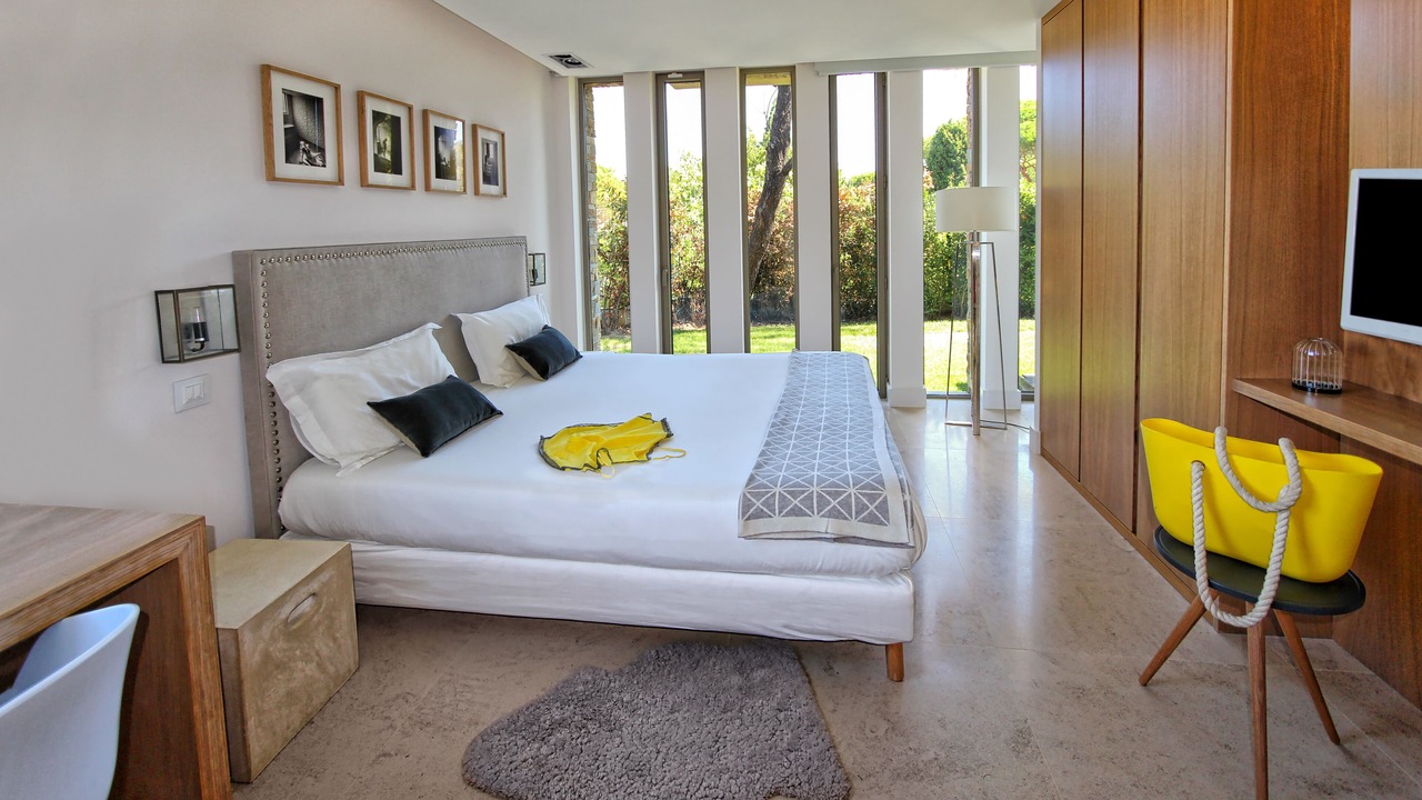 Photo of Bedroom in Saint-Tropez