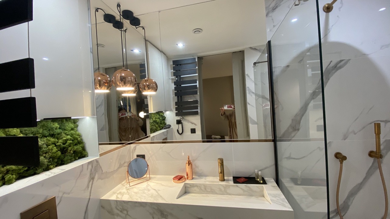 Photo of Bathroom in Riou - Petit Juas - Av de Grasse
