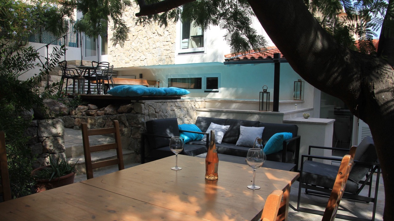 Photo of Outdoor in Riou - Petit Juas - Av de Grasse