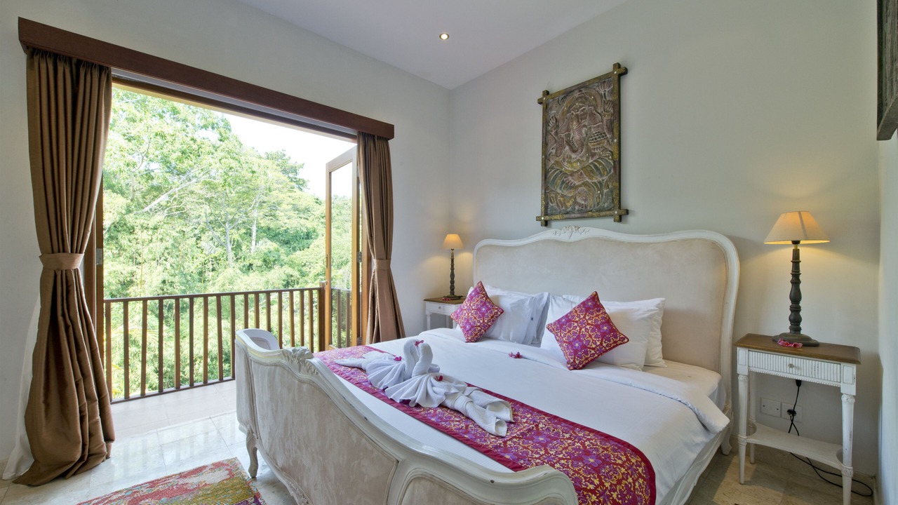 Photo of Bedroom in Tegal Mengkeb