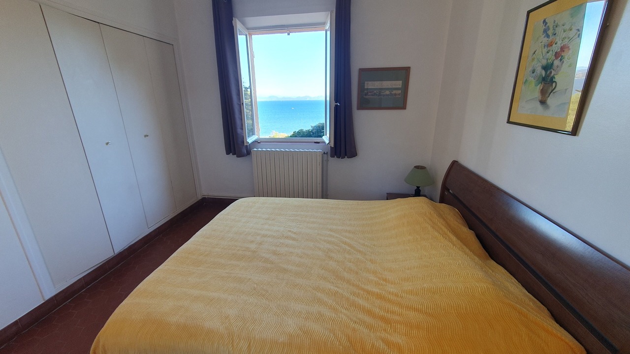 Photo of Bedroom in Saint-Tropez