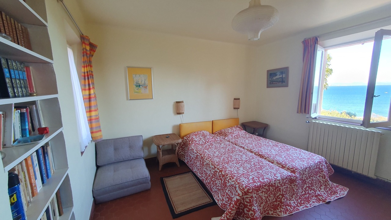 Photo of Bedroom in Saint-Tropez
