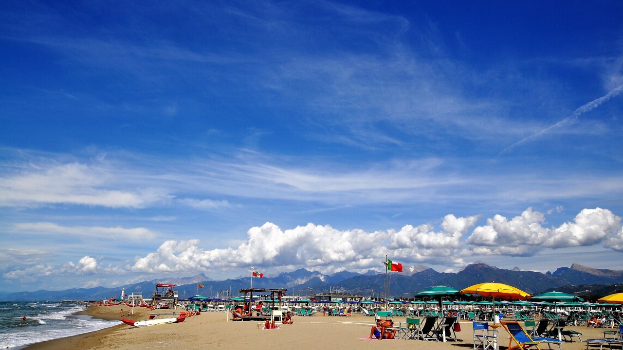Photo of Others in Viareggio