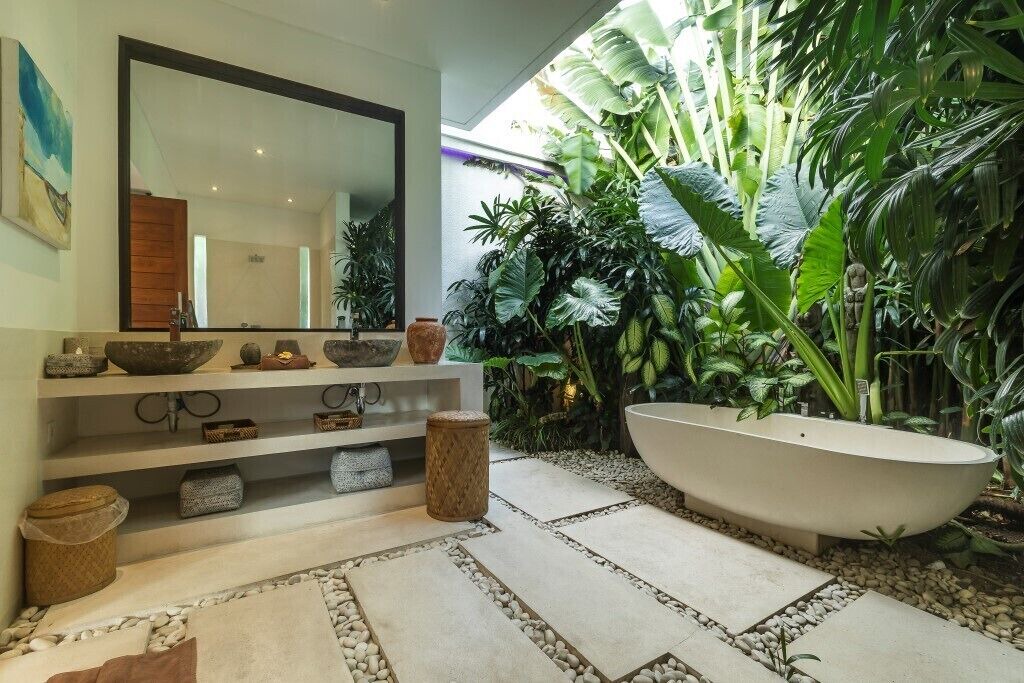 Photo of Bathroom in Sunset Road