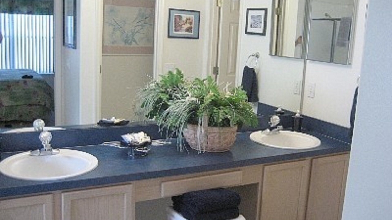 Photo of Bathroom in Eagle Pointe South
