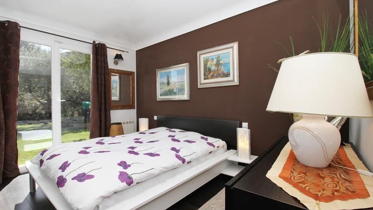 Photo of Bedroom in Valbonne