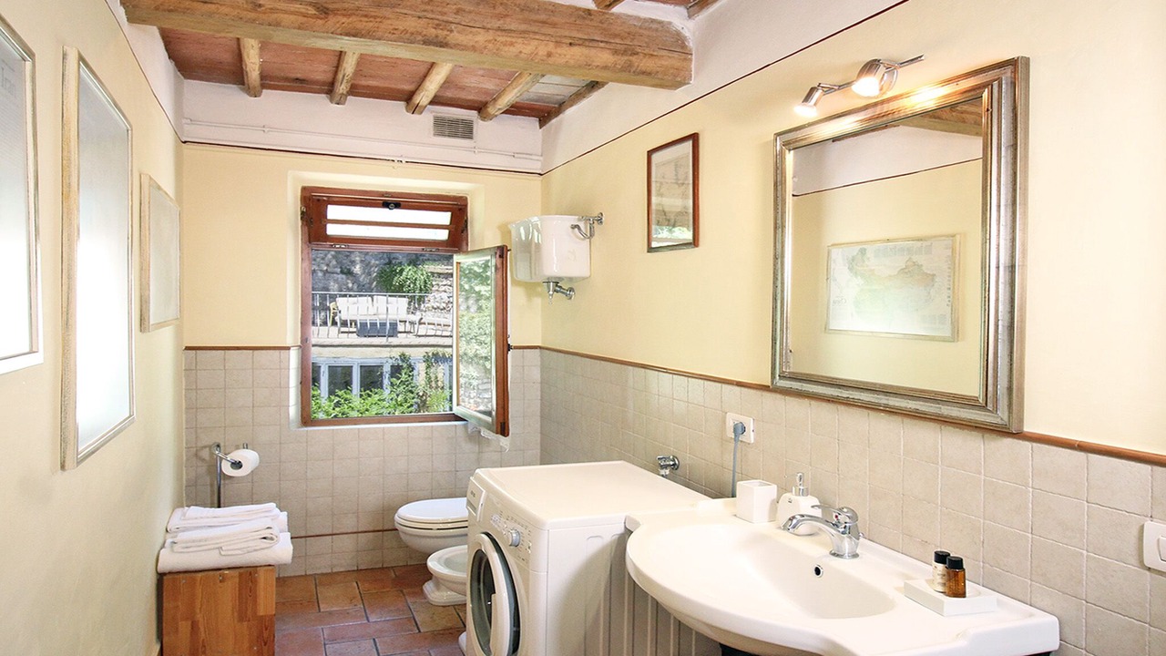 Photo of Bathroom in Montepulciano