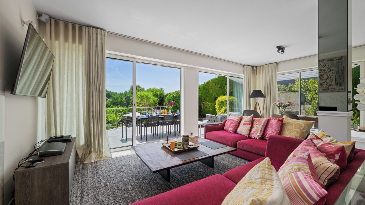 Photo of Livingroom in La Croix des Gardes