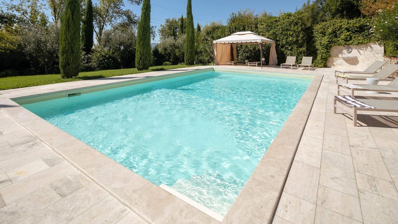 Photo of Outdoor in Carrara