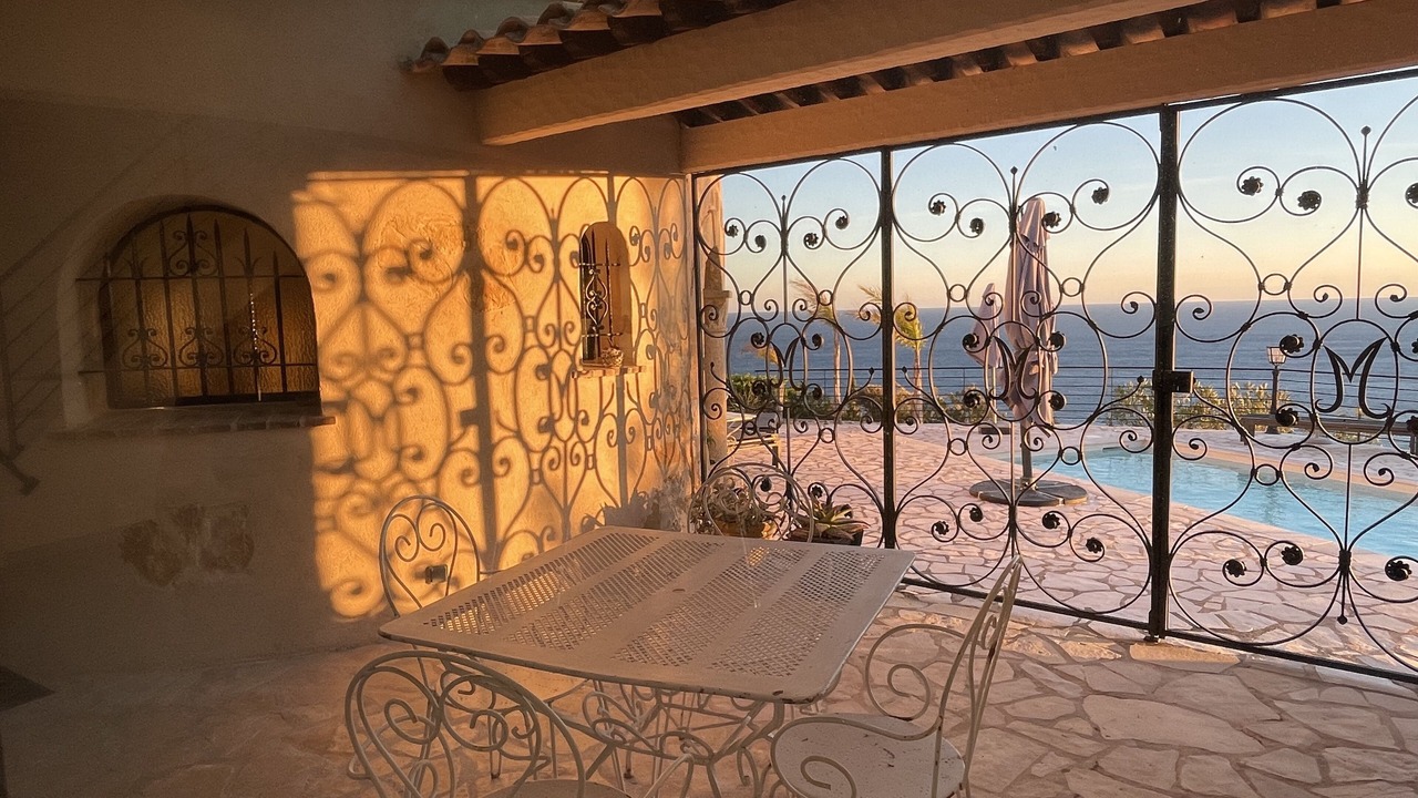 Photo of Outdoor in Antheor