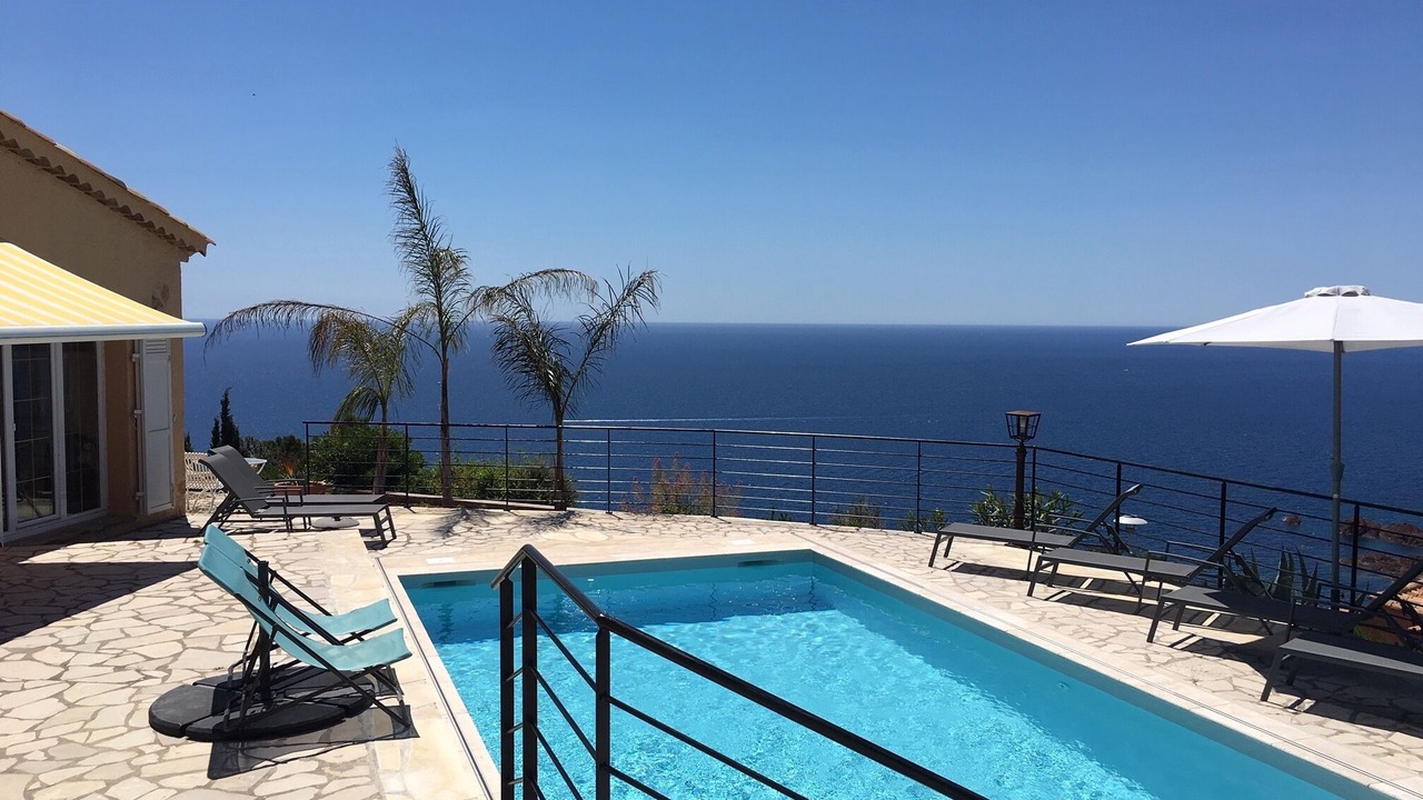 Photo of Outdoor in Antheor