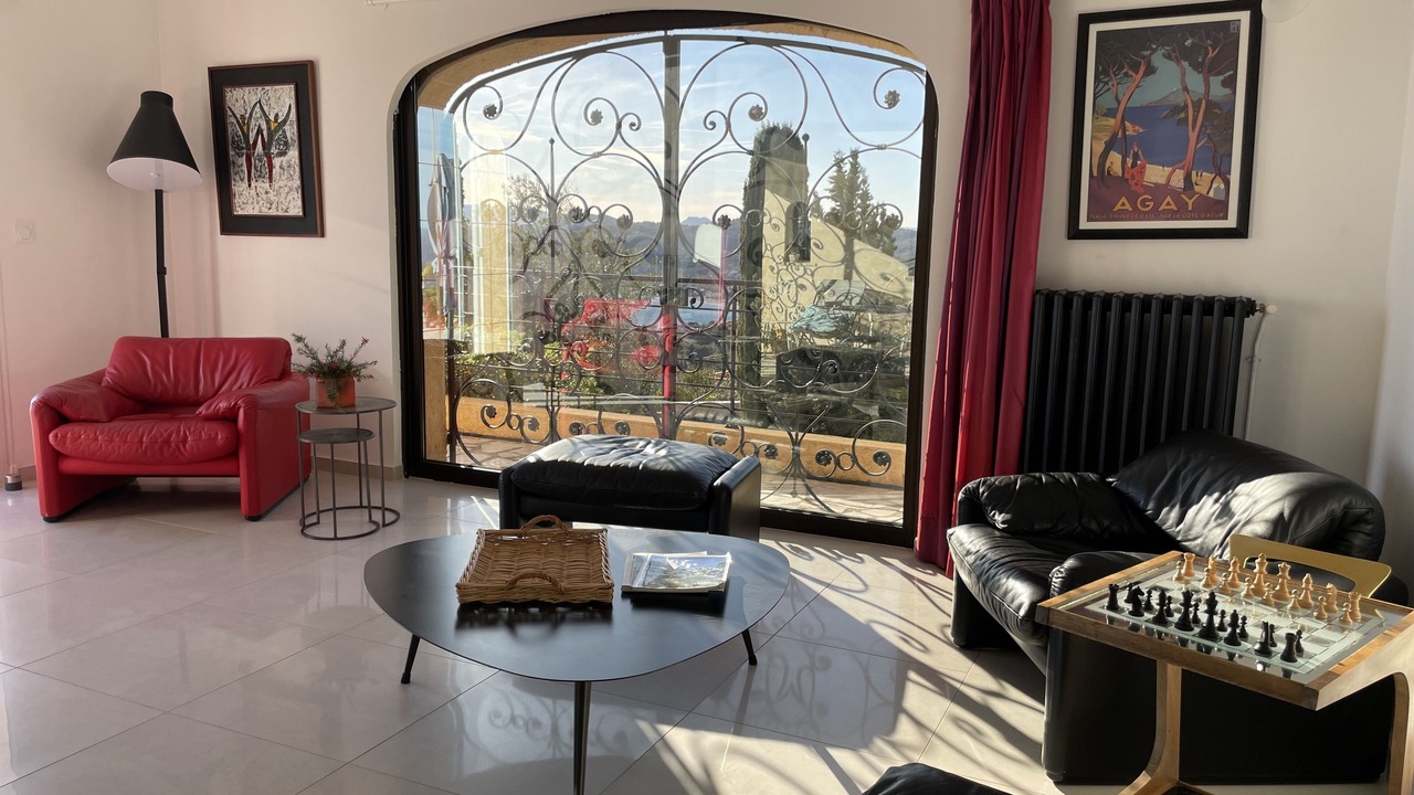 Photo of Livingroom in Antheor