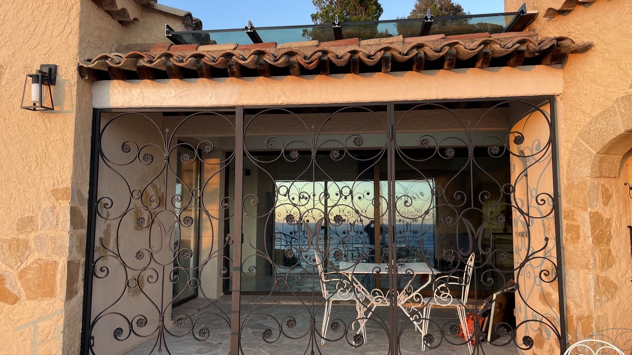 Photo of Outdoor in Antheor