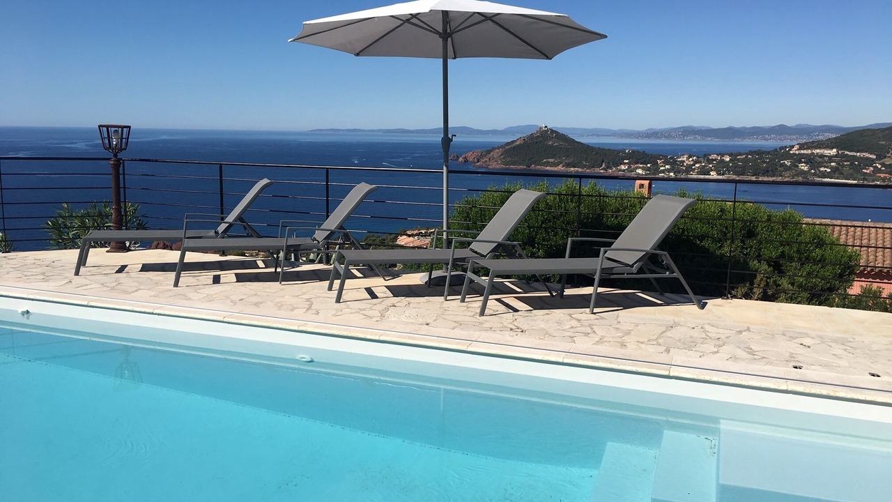 Photo of Outdoor in Antheor