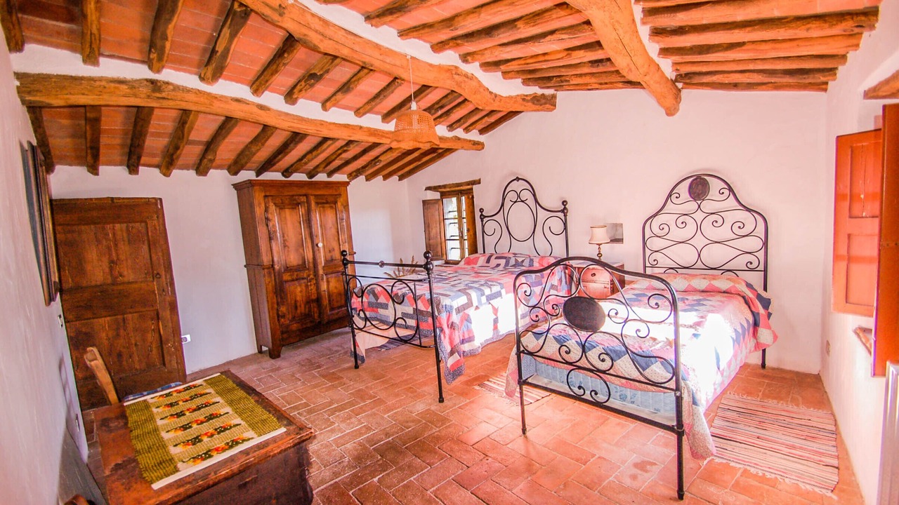 Photo of Bedroom in Buti