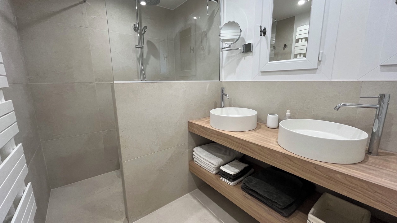 Photo of Bathroom in La Nartelle