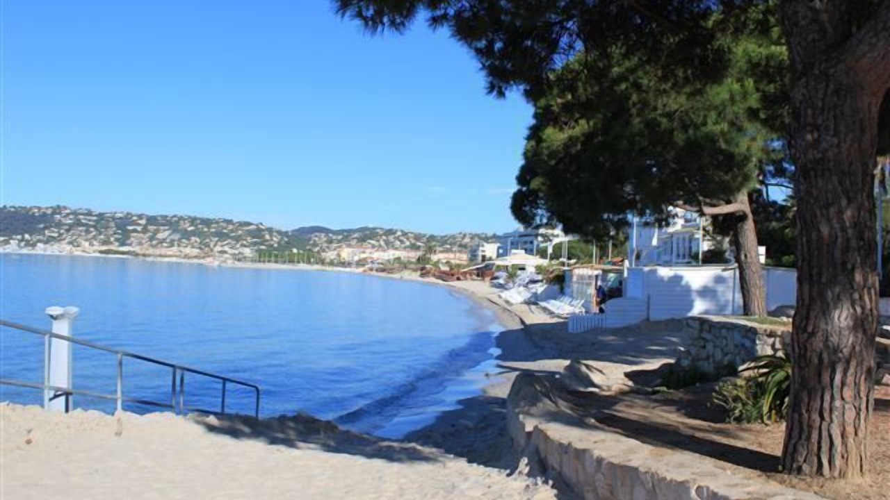 Photo of Others in Antibes