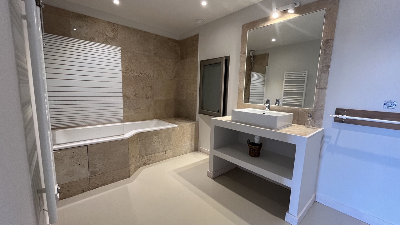 Photo of Bathroom in Sainte-Maxime - Saint-Tropez