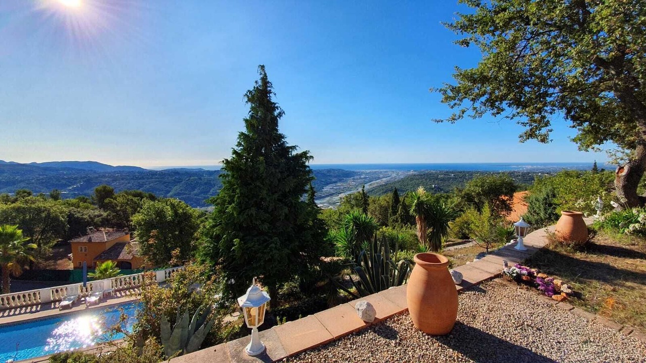 Photo of Outdoor in Gattieres