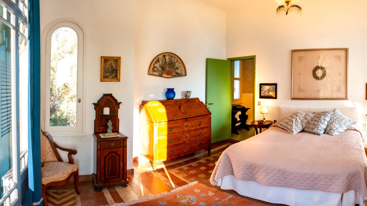 Photo of Bedroom in Paraggi