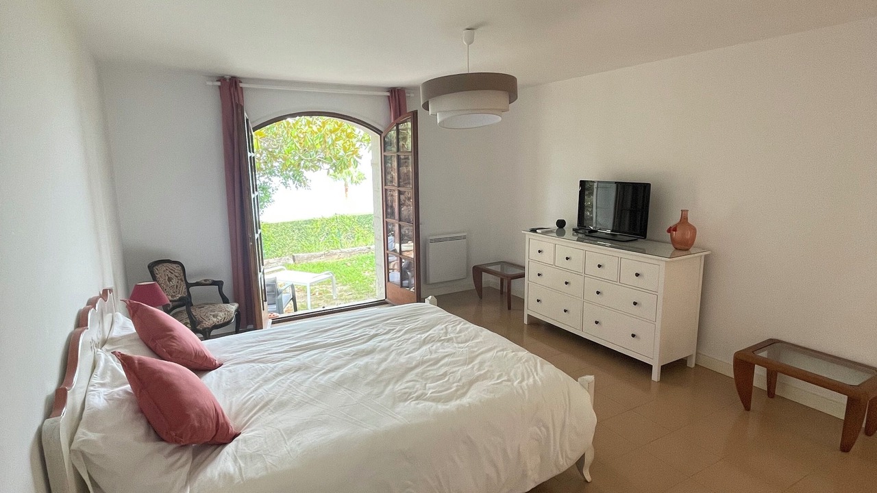 Photo of Bedroom in Golfe Juan