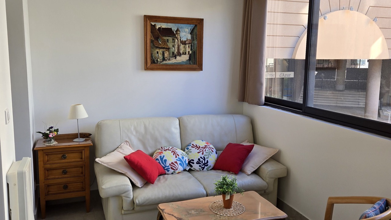 Photo of Livingroom in Cannes La Bocca