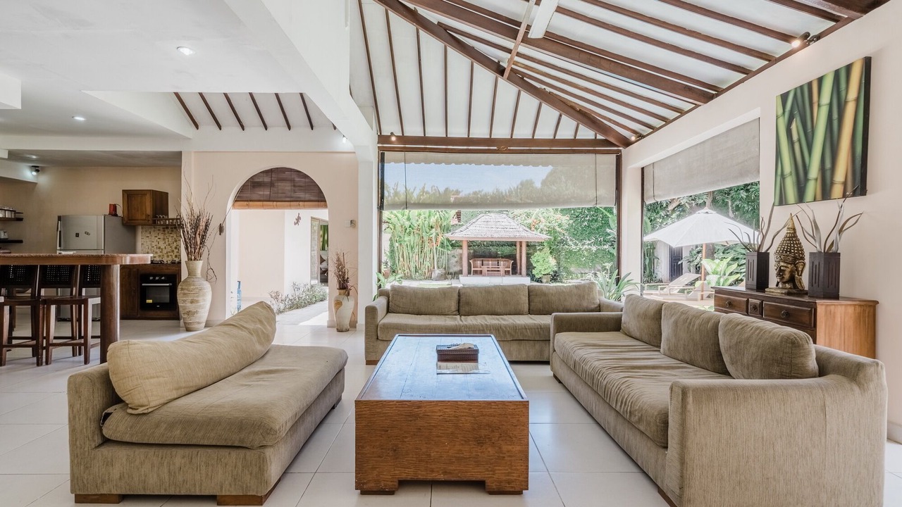Photo of Livingroom in Sunset Road