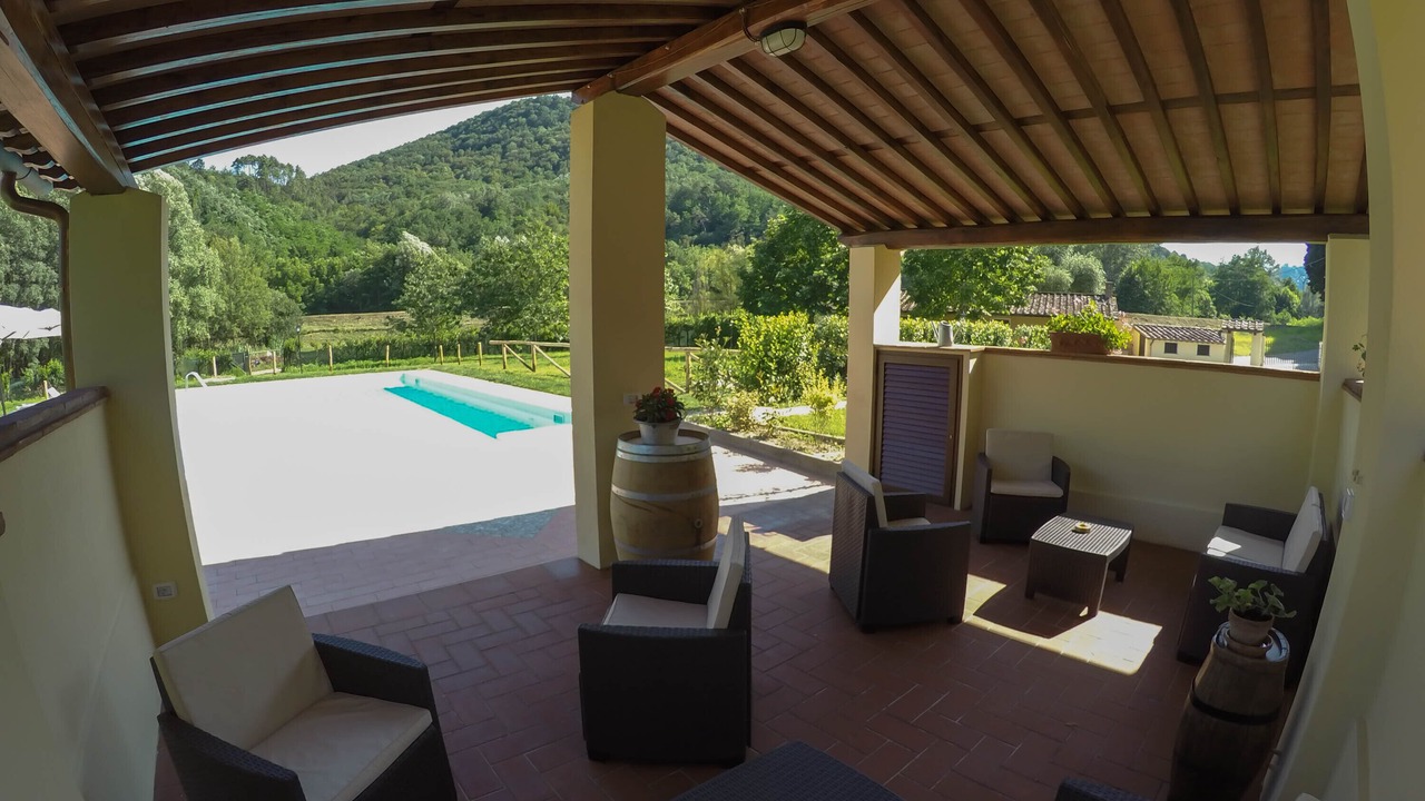 Photo of Patio Balcony in Villabuona