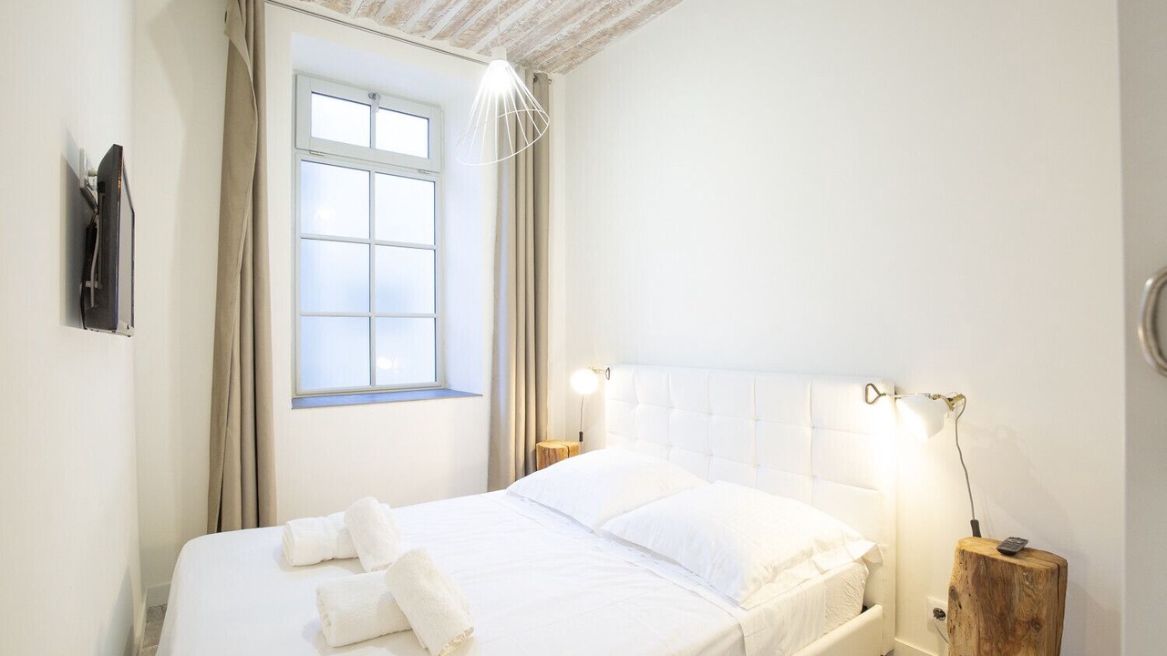 Photo of Bedroom in Antibes Old Town