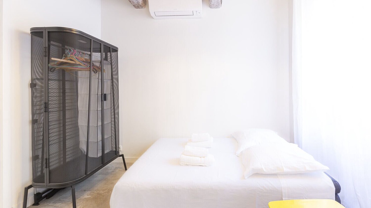 Photo of Bedroom in Antibes Old Town