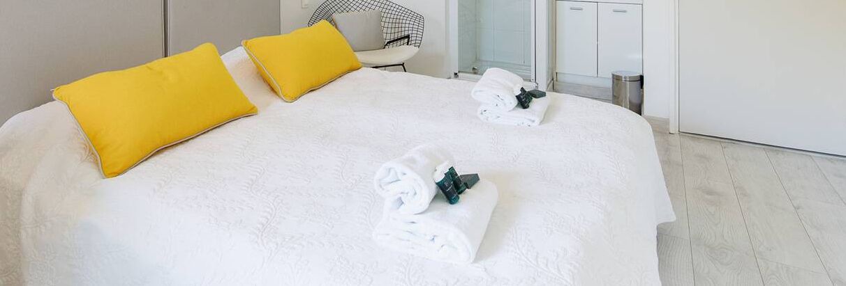 Photo of Bedroom in California - Pezou