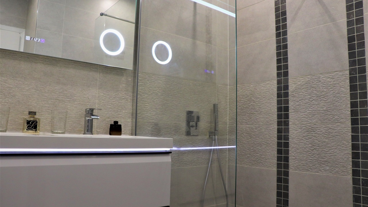 Photo of Bathroom in La Californie