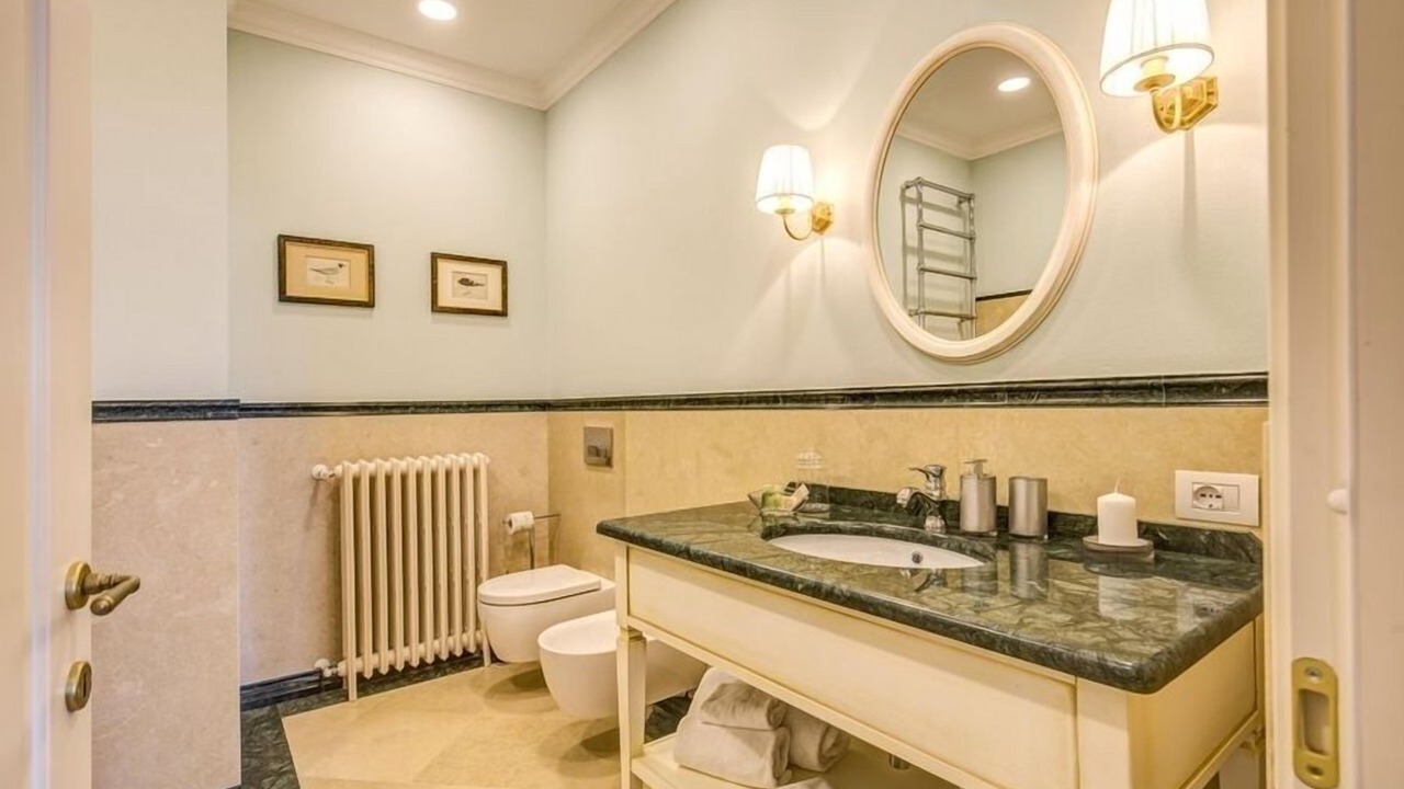 Photo of Bathroom in Campiglia Marittima
