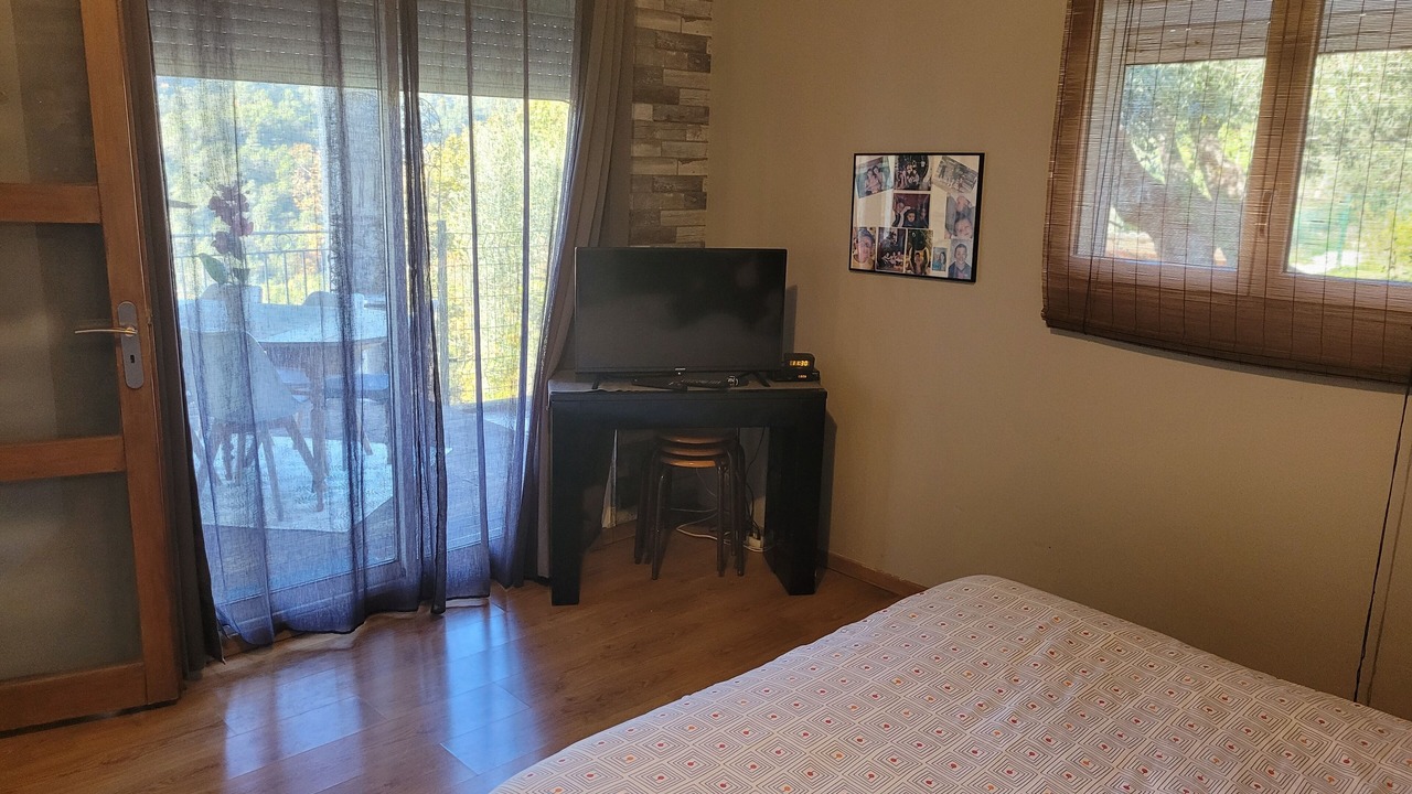 Photo of Bedroom in Drap