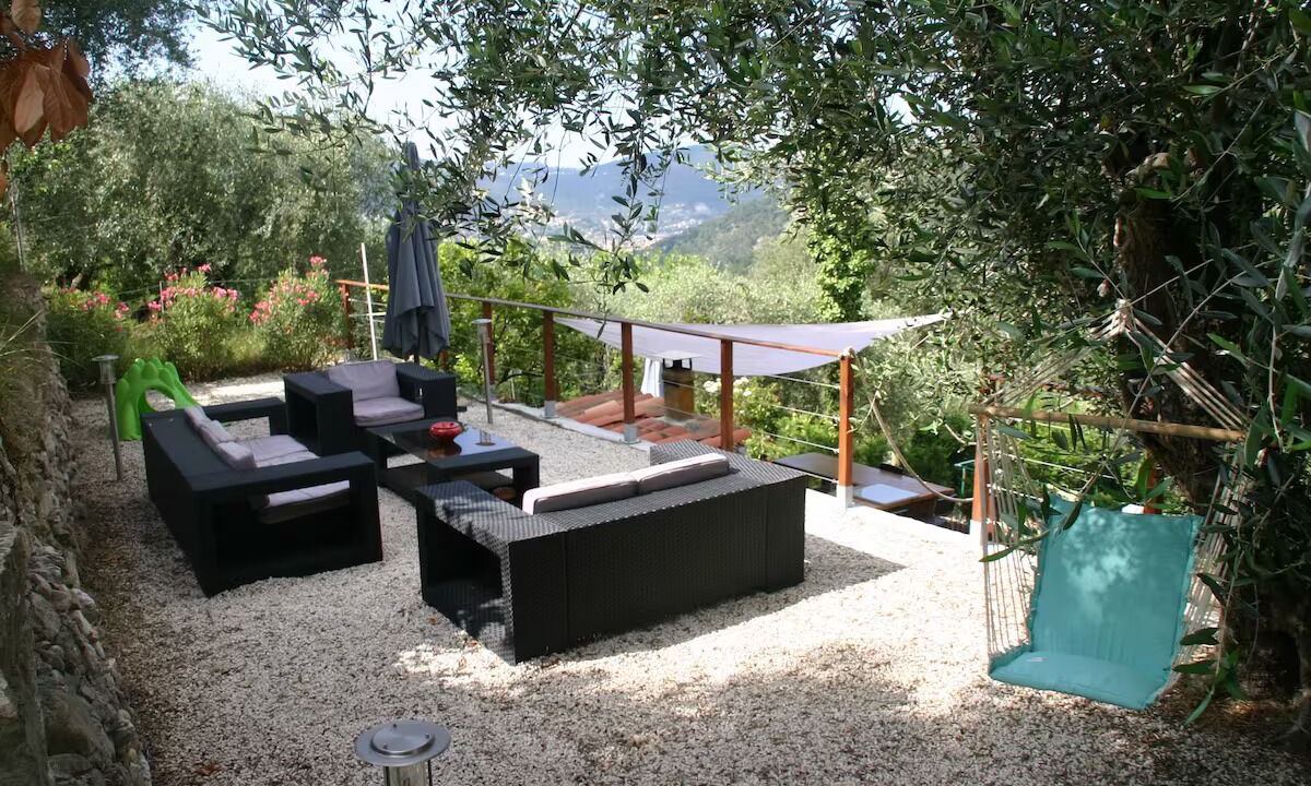 Photo of Outdoor in Drap