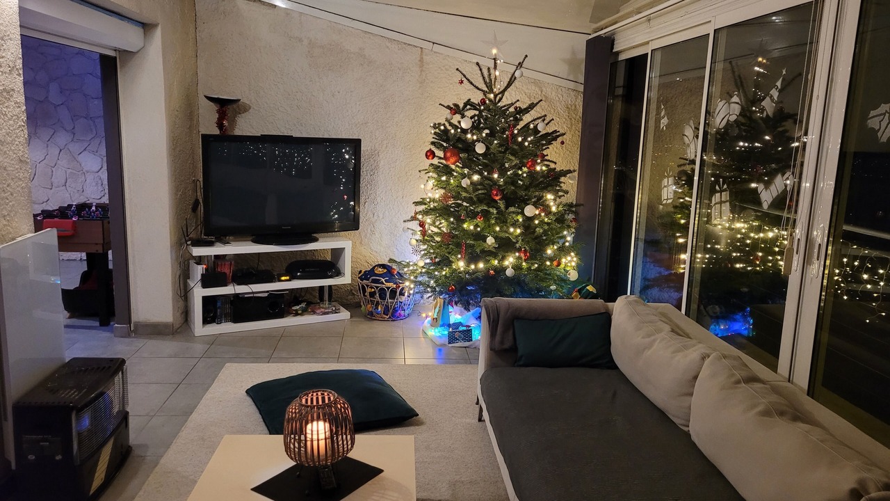 Photo of Livingroom in Drap