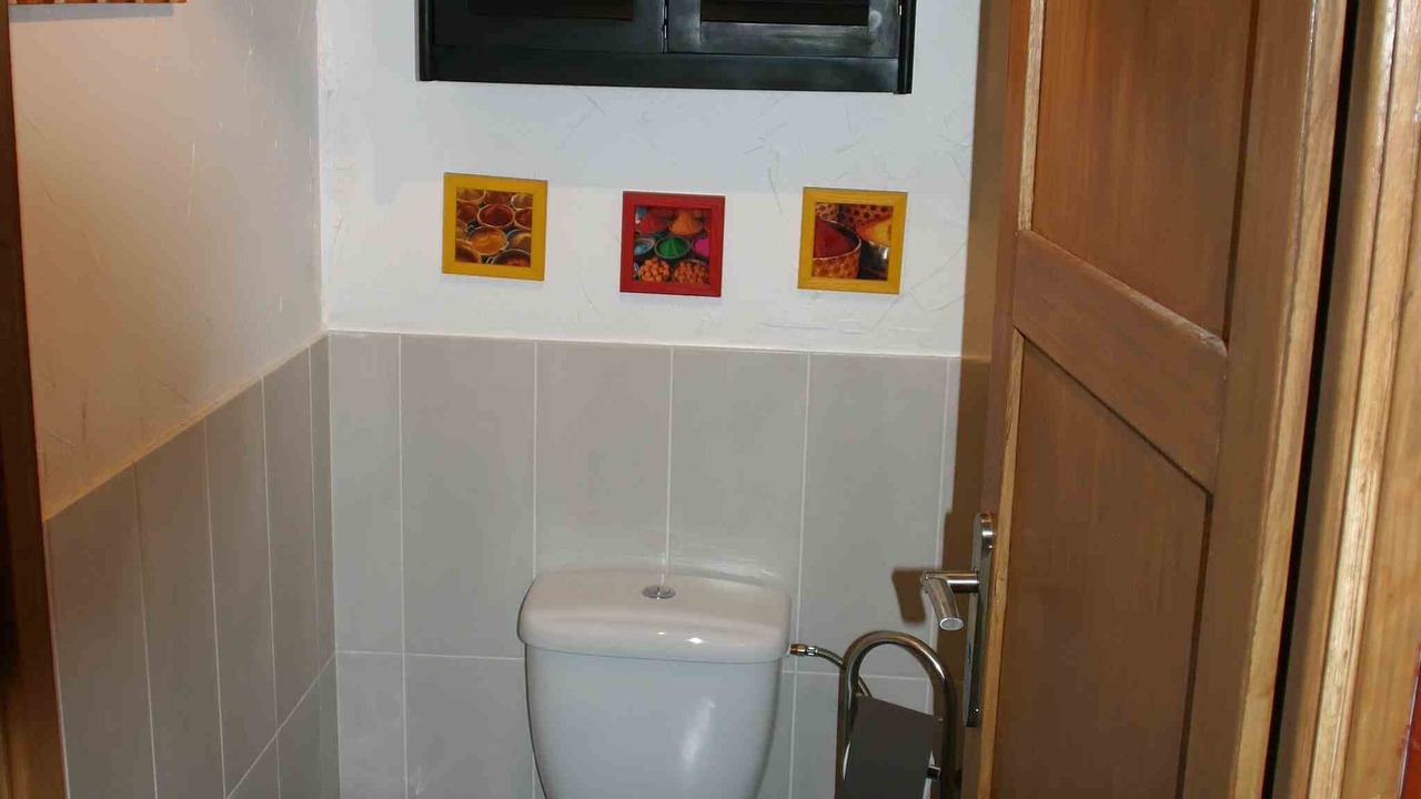 Photo of Bathroom in Drap