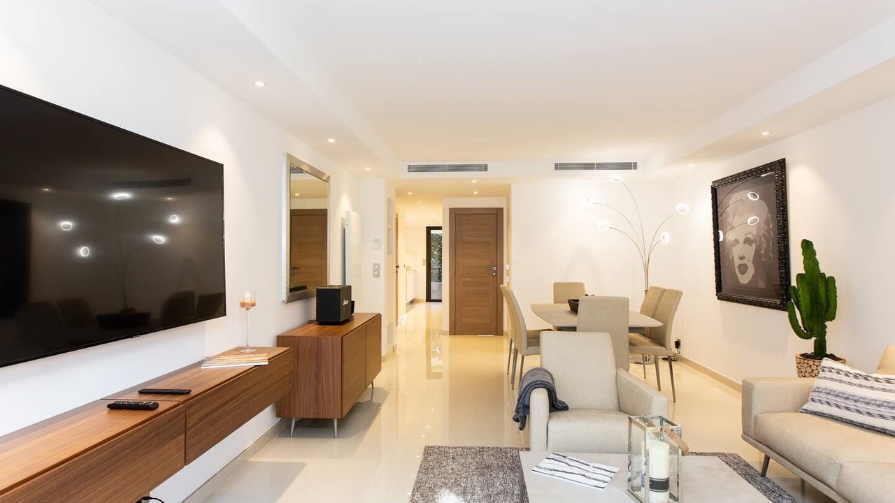 Photo of Livingroom in Cannes City Centre