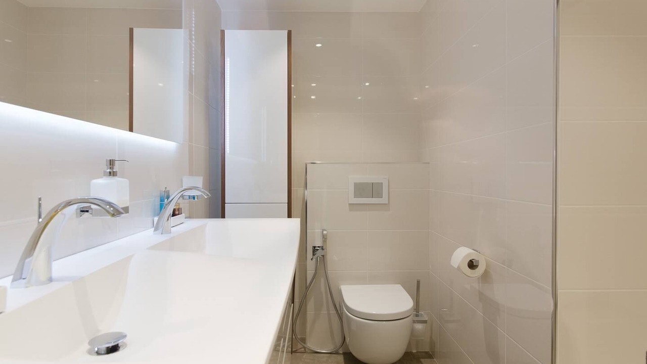 Photo of Bathroom in Cannes City Centre