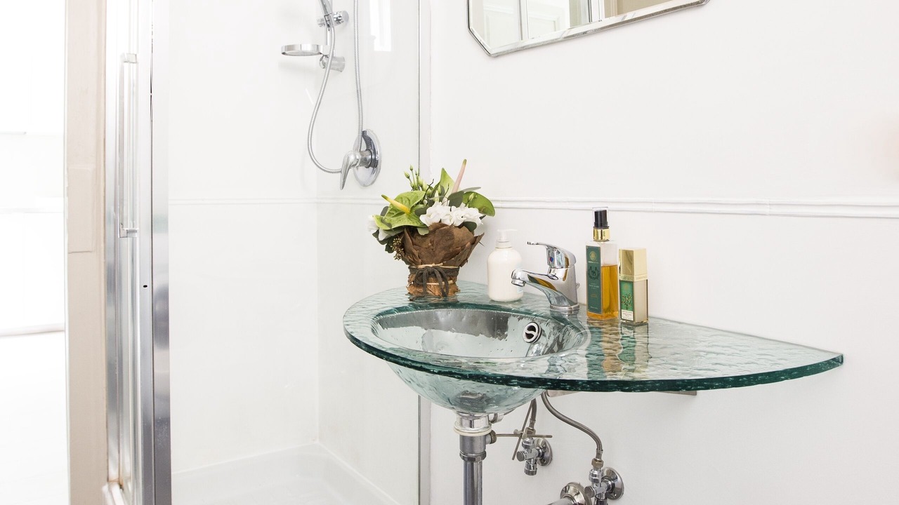 Photo of Bathroom in Esquilino