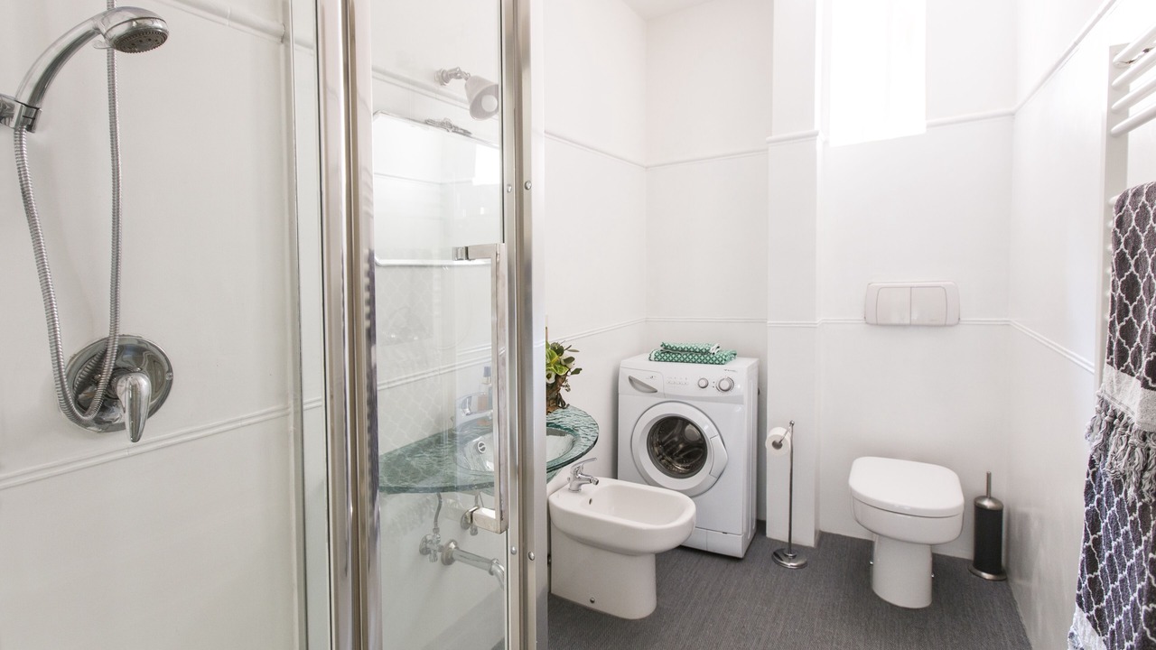 Photo of Bathroom in Esquilino