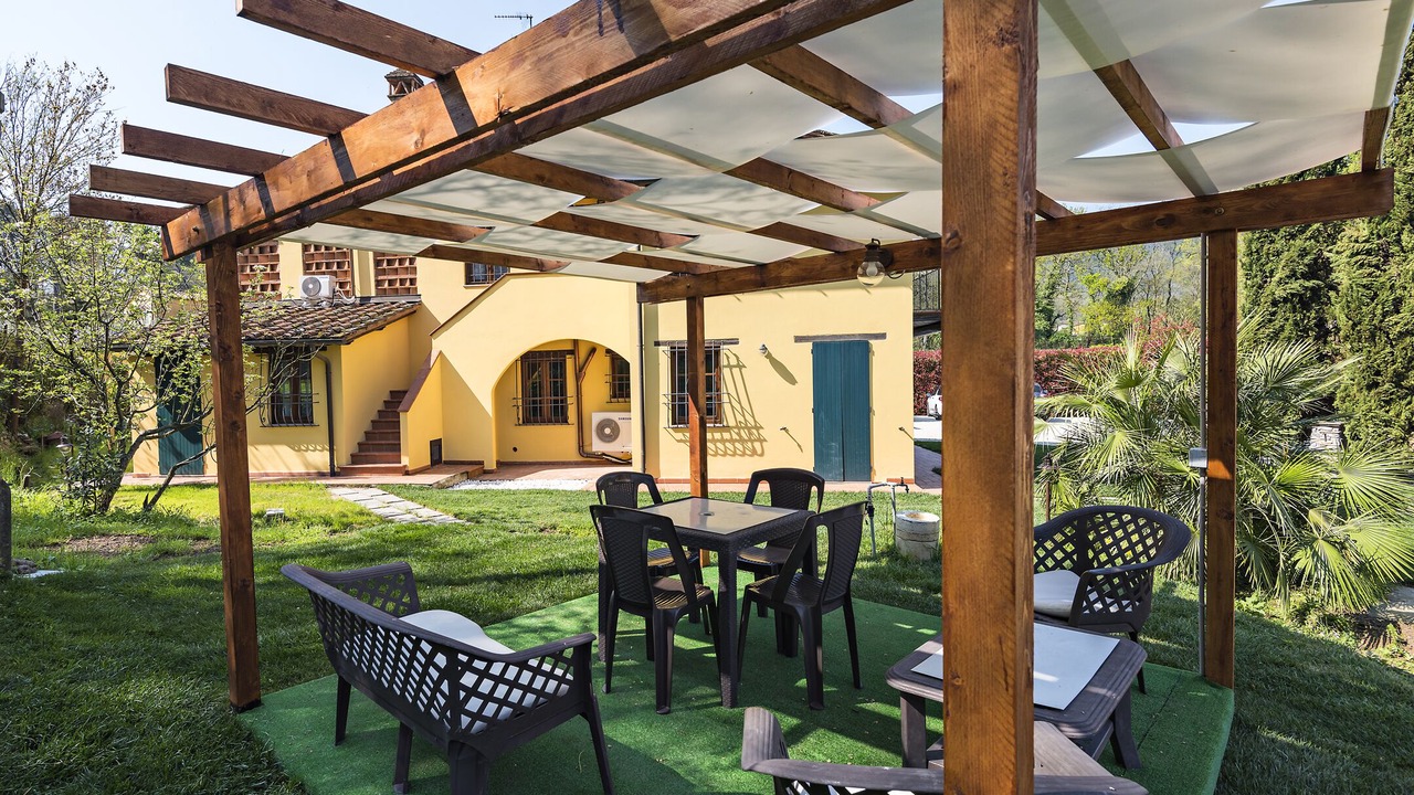 Photo of Outdoor in Arliano