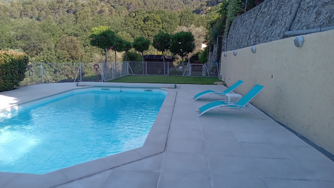 Photo of Outdoor in Saint-Blaise