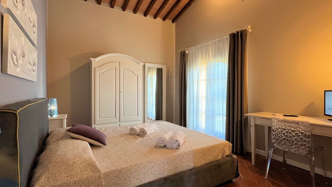Photo of Bedroom in Lajatico